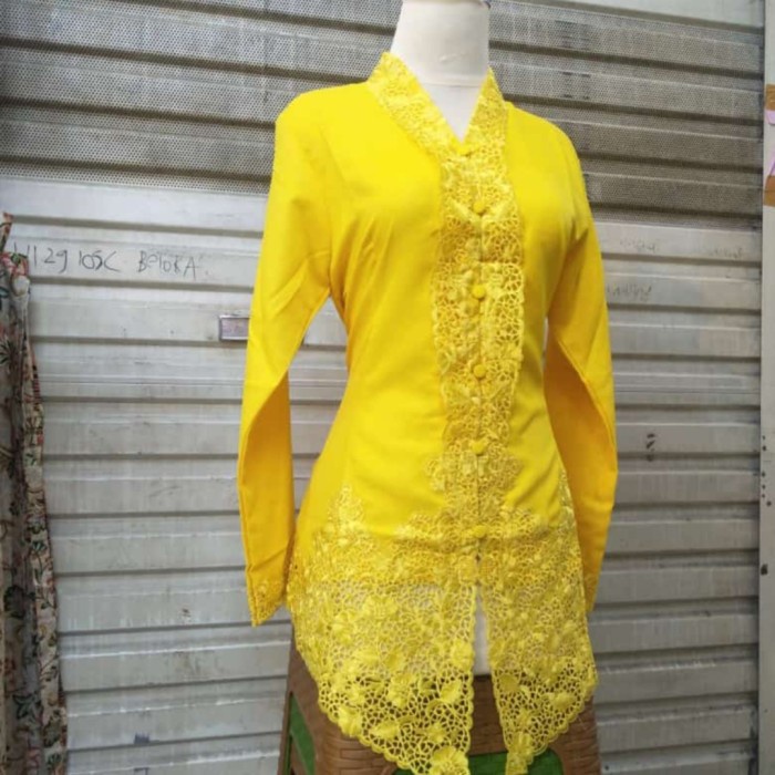 Terlaris Kebaya Encim Modern Betawi Bordir Senada Putih Jumbo