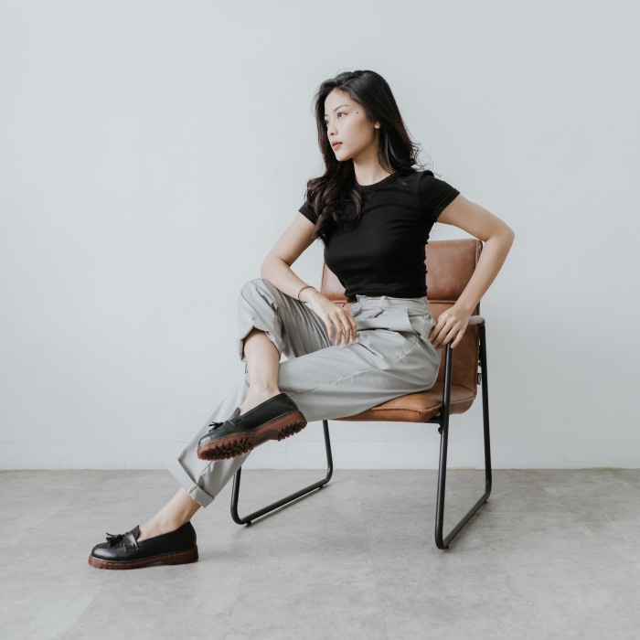 SALE Dianable - Luna Docmart Black