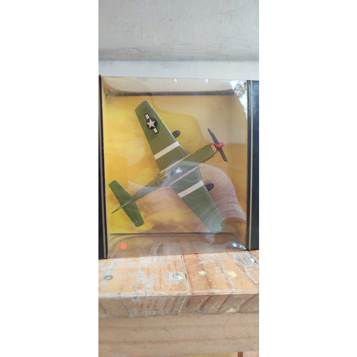 FLASH SALE P-51 MUSTANG - MAISTO TERLARIS