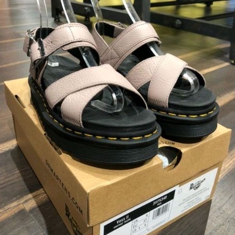 SANDAL WANITA TALI KULIT DR. MARTENS VOSS ORIGINAL