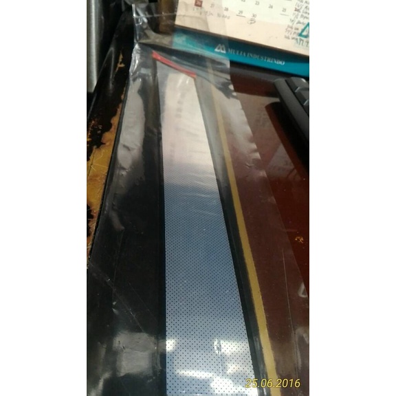 Sticker stiker kap mesin chrome NISSAN SERENA C24 terbaik