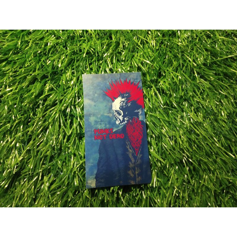 

print stiker punks not dead