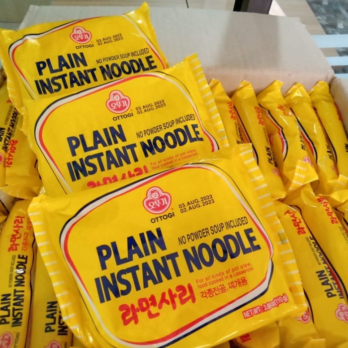 

Ramen Sari/Ottogi Plain Noodle/Mie Korea Bestseller Mie Impor