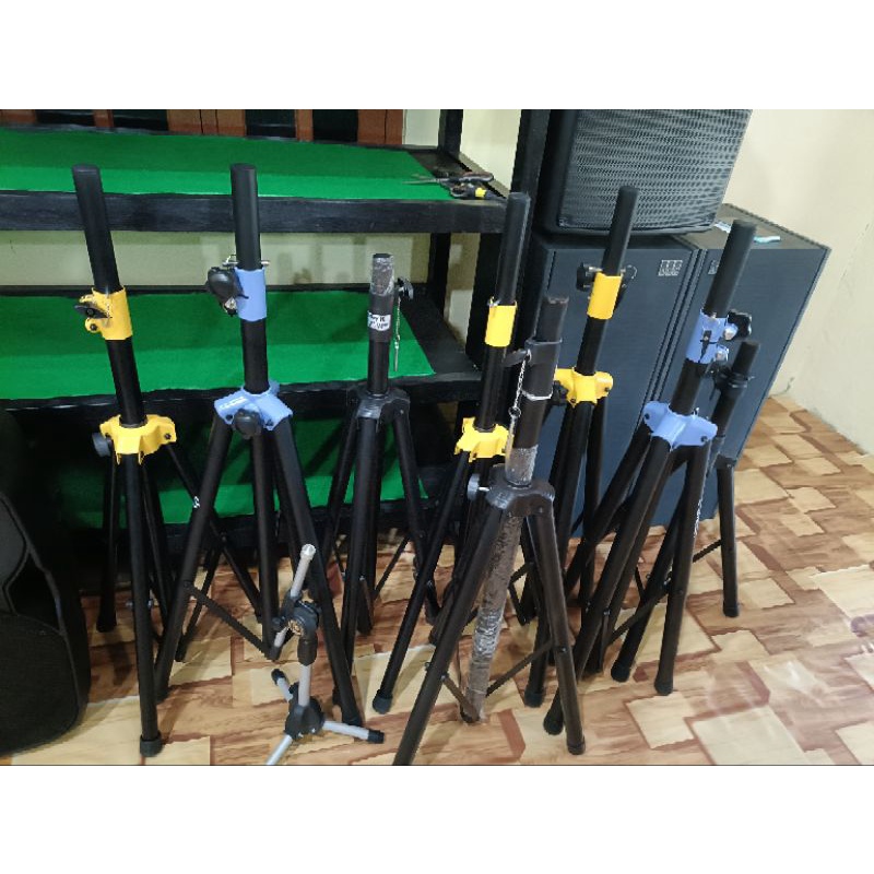 Stand Speaker Aktif Crimson