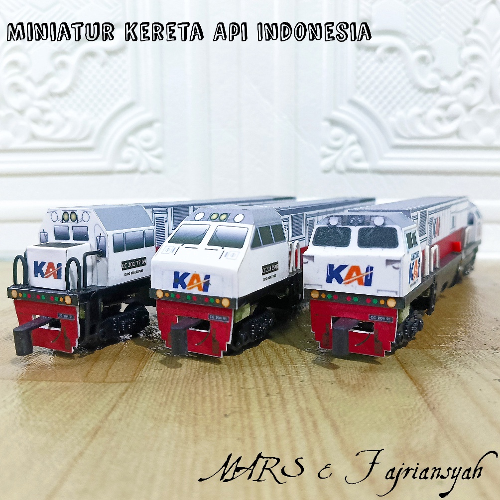 [Art. V07L] Lokomotif Cc201 Bermesin Miniatur Mainan Kereta Api bisa join Rail King