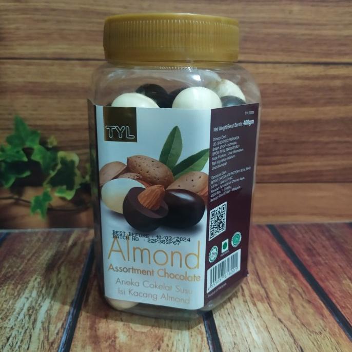 

@#@#@#] Almond Assortment Chocolate Coklat Susu isi Kacang Almond
