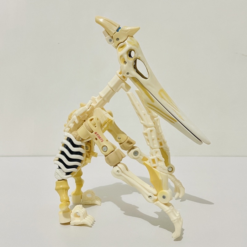 Transformers WFC Kingdom Wingfinger