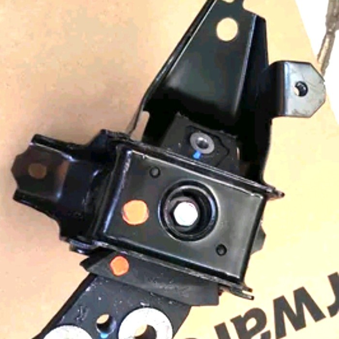ENGINE MOUNTING KANAN AGYA AYLA 2015 - 2018 ORIGINAL terbaik