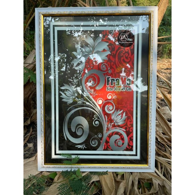 Bingkai/ Pigura foto ukuran 12R (30x40) & 12RS (30x45) "plus kaca" (rekomendasi)