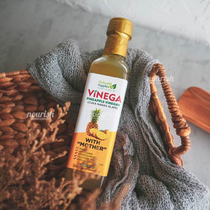 

Vinega, Pine Vinegar with Mother / Cuka Nanas alami 250ml