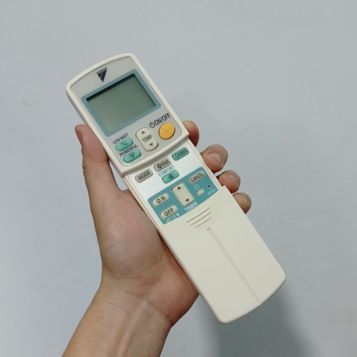 Remot Remote AC Original Daikin Low Watt ARC433A106