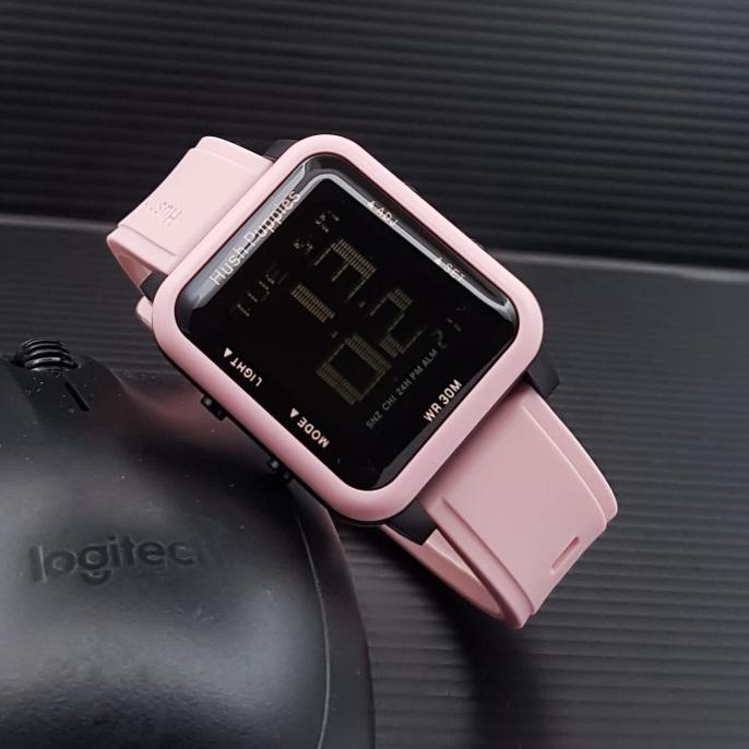 Jam tangan wanita hush puppies kotak digital