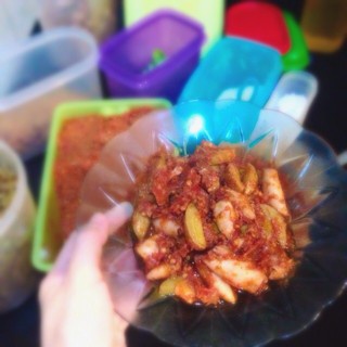 

SAMBEL JUDES CUMI ASIN JENGKOL