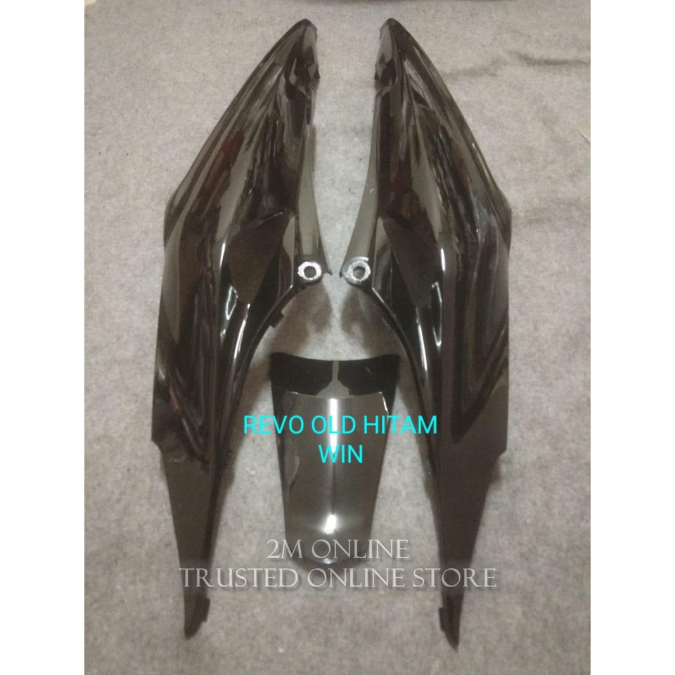 Cover Body Revo Old Hitam Merk Win 64410-Kvr-600 64420-Kvr-600