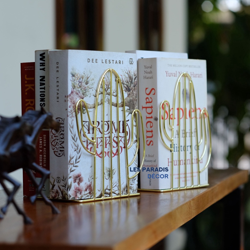 

[ART. E46W] Sekat Buku Besi Kaktus / Pembatas Buku Besi / Kaktus Bookholder / cactus bookholder / kaktus bookend / cactus bookend / pembatas buku unik / sekat buku unik