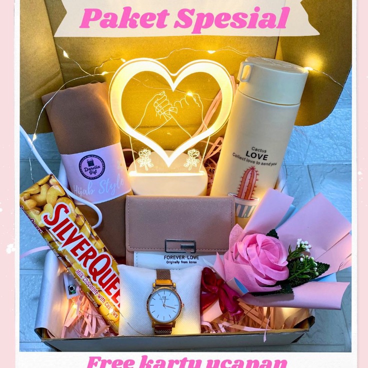 

JFMY8908 Terbaru 3.3 Kado Spesial Pasangan Kado ulang tahun spesial cewek hadiah ulang tahun pacar hadiah wisuda anniversary LED 3D Hijab pashmina dompet wanita coklat box kado