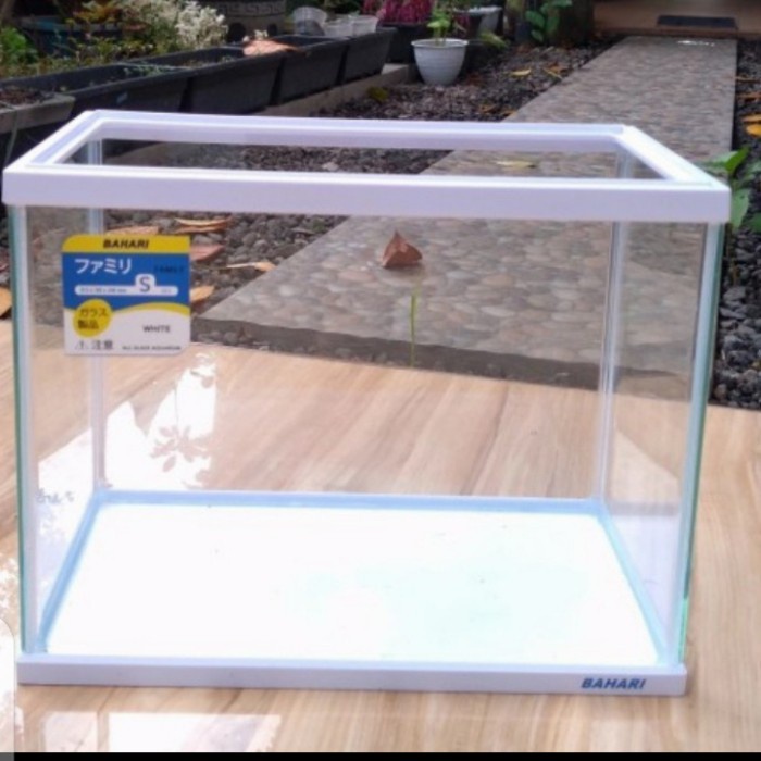 Aquarium akrilik Bahari ukuran S warna putih