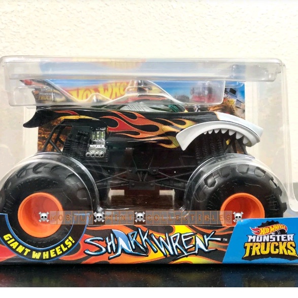 ✅New 1/24 Monster Trucks Shark Wreak Giant Truck Hotwheels Hot Wheels Berkualitas
