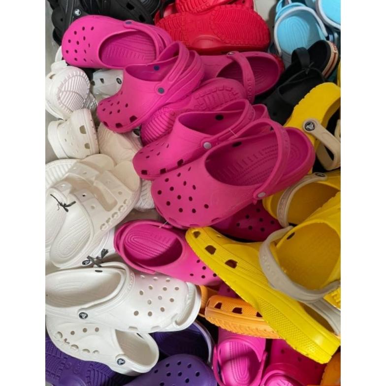 FASH_SAE CROCS RIJEK CUTTING PABRIK NEW ARRIVAL DI BULAN INI