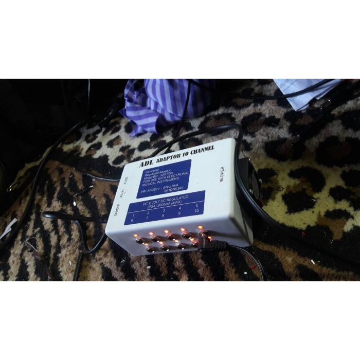adaptor power supply efek gitar stompbox