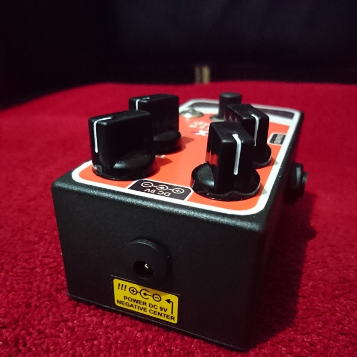 Efek gitar stompbox oNiX Preamp