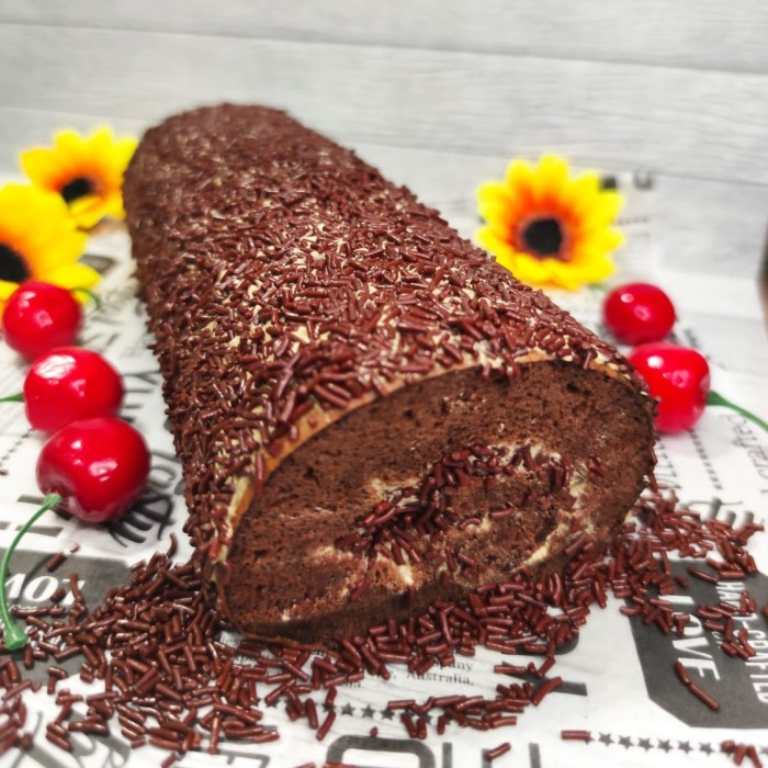 

Bolu Gulung Choco Isi Mocca Ceres Topping Ceres