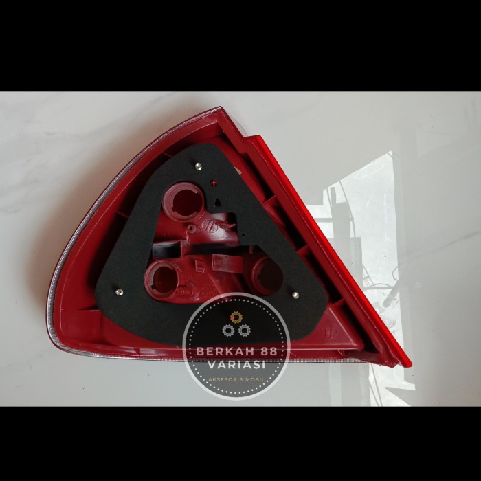 Cod - Stop Lamp Lancer Evo 4 Ck 1996 - 2001 / Lampu Belakang Lancer Evo 4 Ck Kode 077