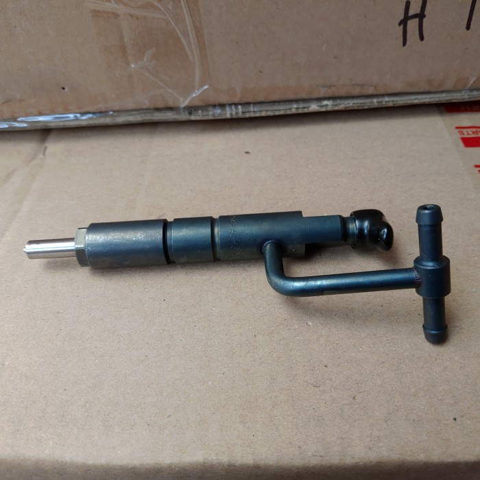 Nozzle Injector / Nosel Injektor Isuzu Panther 2.5 Non Turbo Orisinil