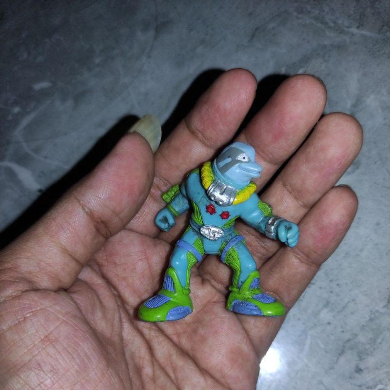 Figure ELC Planet Dolphin