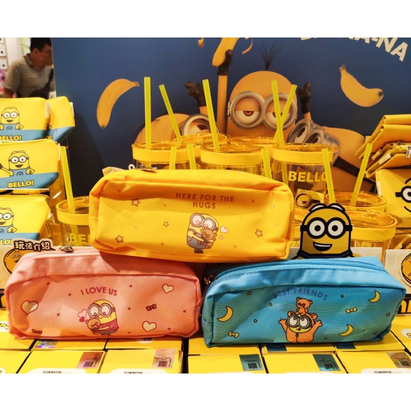 

Miniso Tempat Alat Tulis Minion - Minions Collection Stationery Case (2 Assorted Models)
