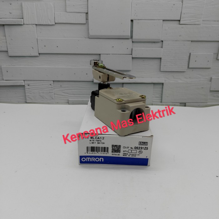 LIMIT SWITCH OMRON WLCA12