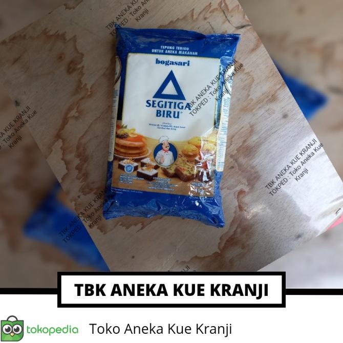 

segitiga biru premium tepung terigu 1 kg x 12 pcs dus EKSPEDISI Baru!!!