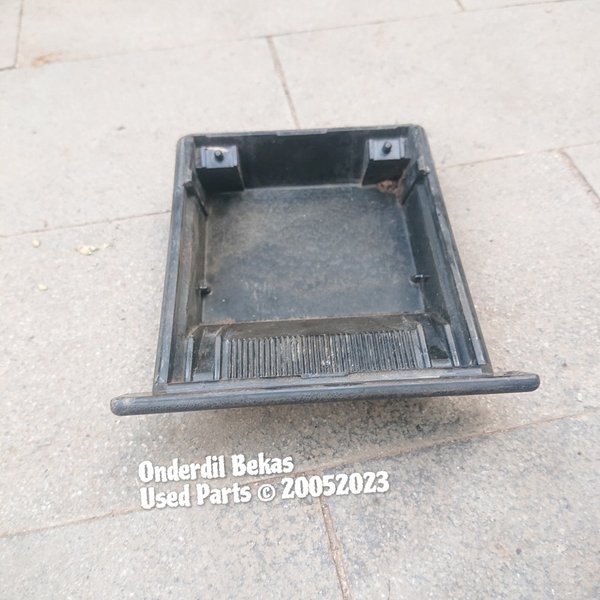Asbak Dashboard Kijang Super Old