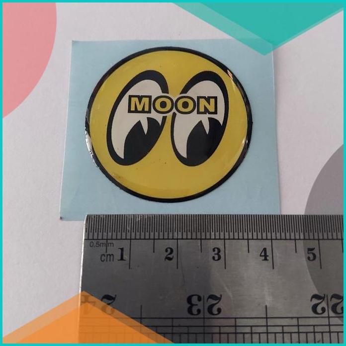 

Sticker Timbul Resin Moon Eyes Mooneyes diameter 4cm Stiker Lycal 20J