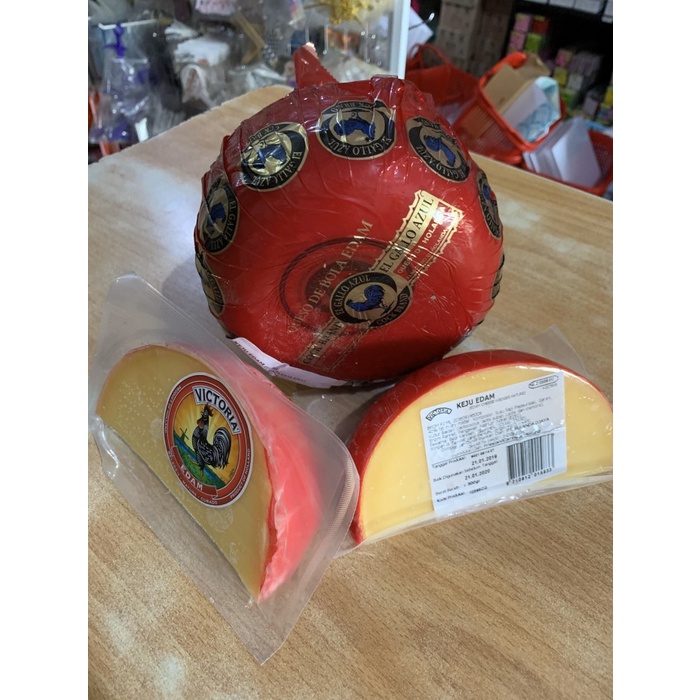 

Edam Keju 300 Gr Potongan / Cheese Edam