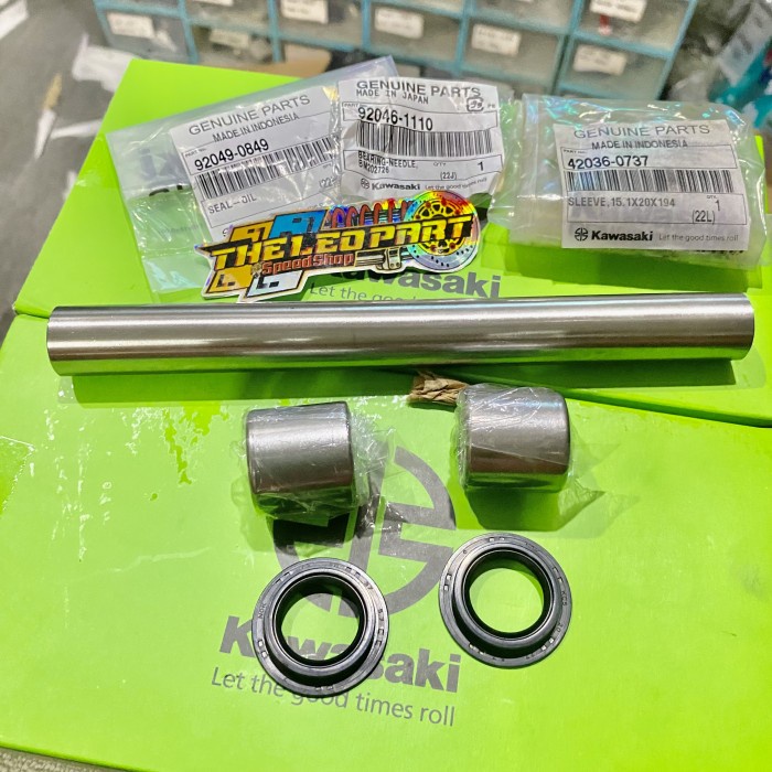 BOSH BOSHING SWING ARM BOSH ARM SET NINJA 150 R RR ORIGINAL KAWASAKI