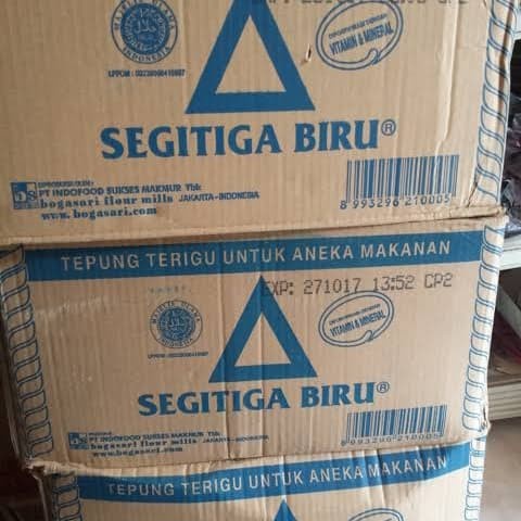 

Murah!! Terigu Segitiga Biru dus 12kg kemasan 1kg