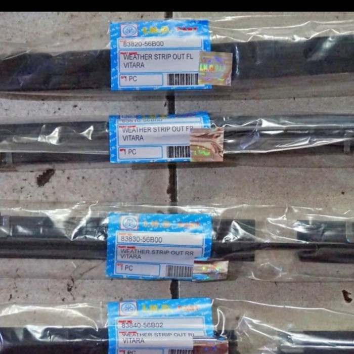 For Sale Weatherstrip Pelipit Kaca Suzuki Vitara/Escudo/Sidekick/Nomade Free Ongkir