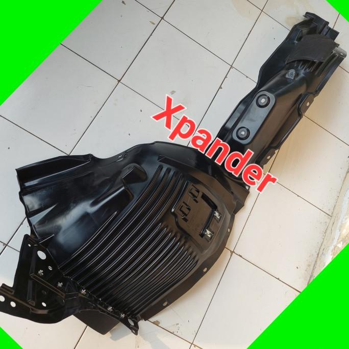 liner fender depan mitsubishi xpander original