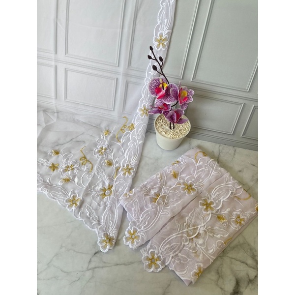 kain kebaya bordir lipat