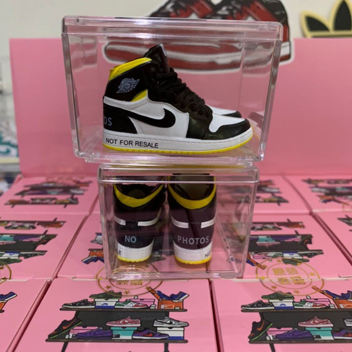 Miniatur Sepatu Nike Air Jordan Blind Box Ready