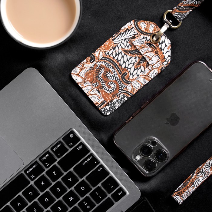 

Promo Nona Rara - Lanyard Tribusono A0034 - Lanyard Batik
