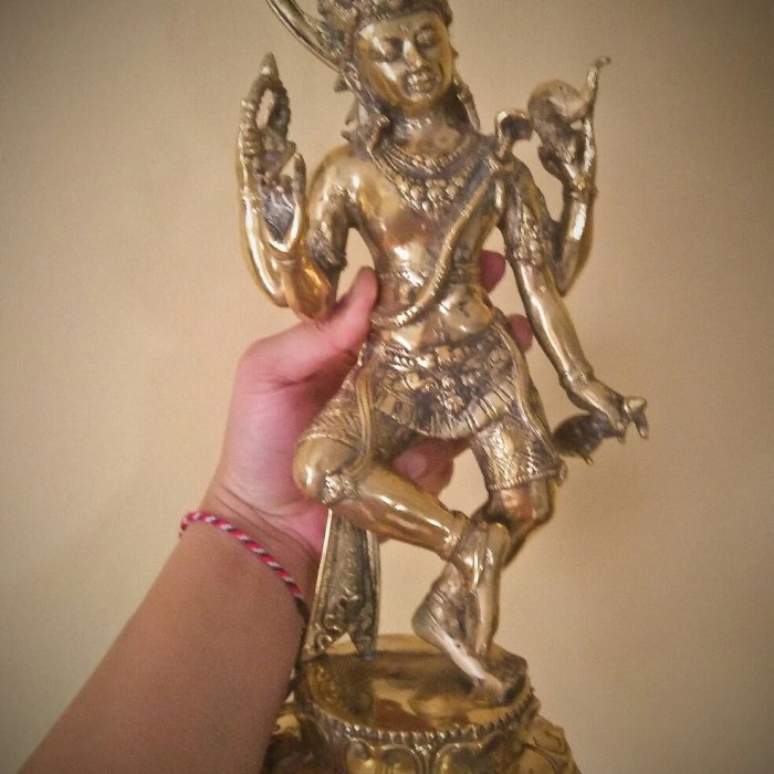 Patung Dewa Wisnu Pelindung