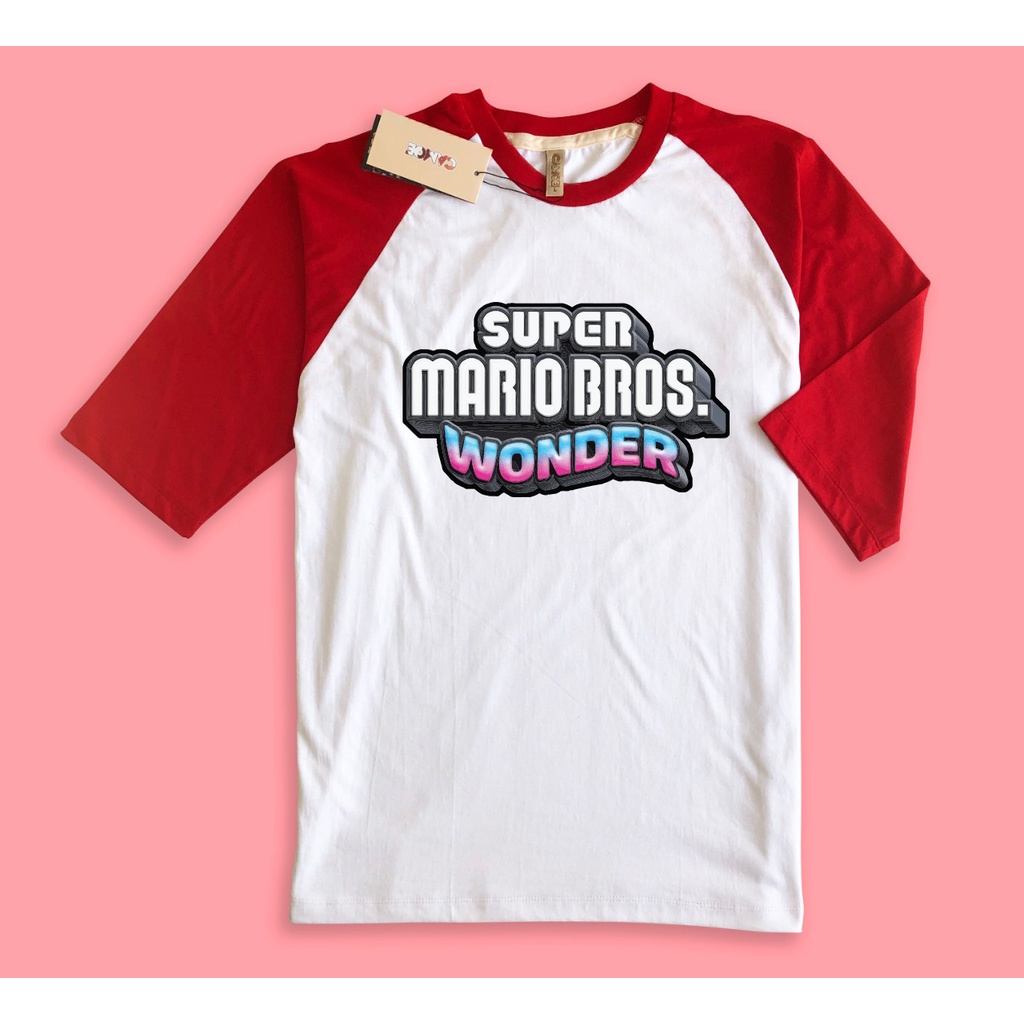 Kaos Raglan Super Mario Bros Wonder Logo