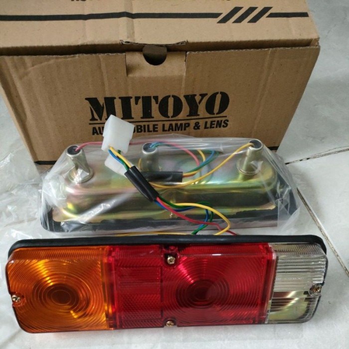LAMPU STOP BELAKANG KIJANG SUPER 5K 7K Kapsul Pick Up Pik up BESI