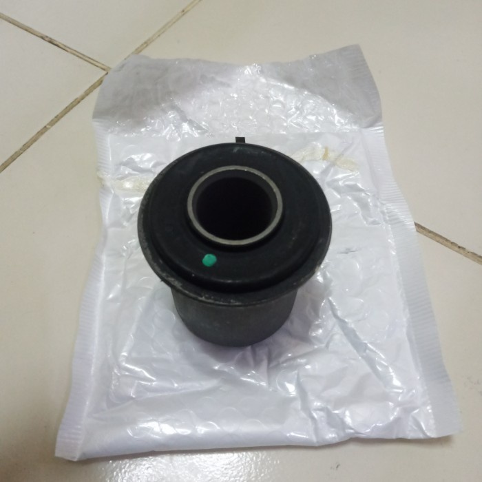 Bushing Upper Arm Hiace Commuter star