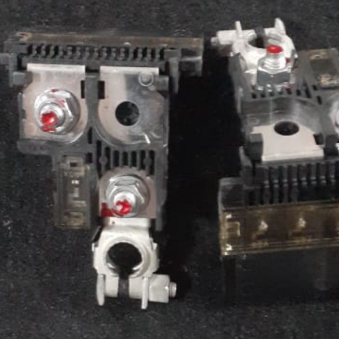 Cod Puse Sekring Aki Kepala Aki Nissan Grand Livina Original Kode Hm038