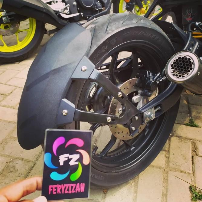 Mudguard Spakbor Yamaha Mt15