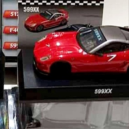 MUST HAVE KYOSHO FERRARI RACING 599XX #7 TERBARU