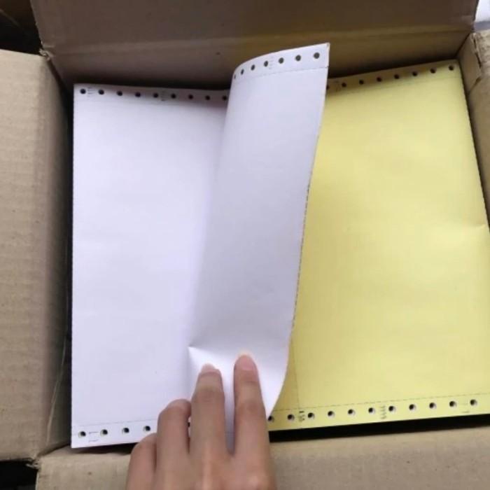 

TERLARIS - KERTAS CONTINUOUS FORM 2 PLY 4 PLY 9.5 X 11 SJ